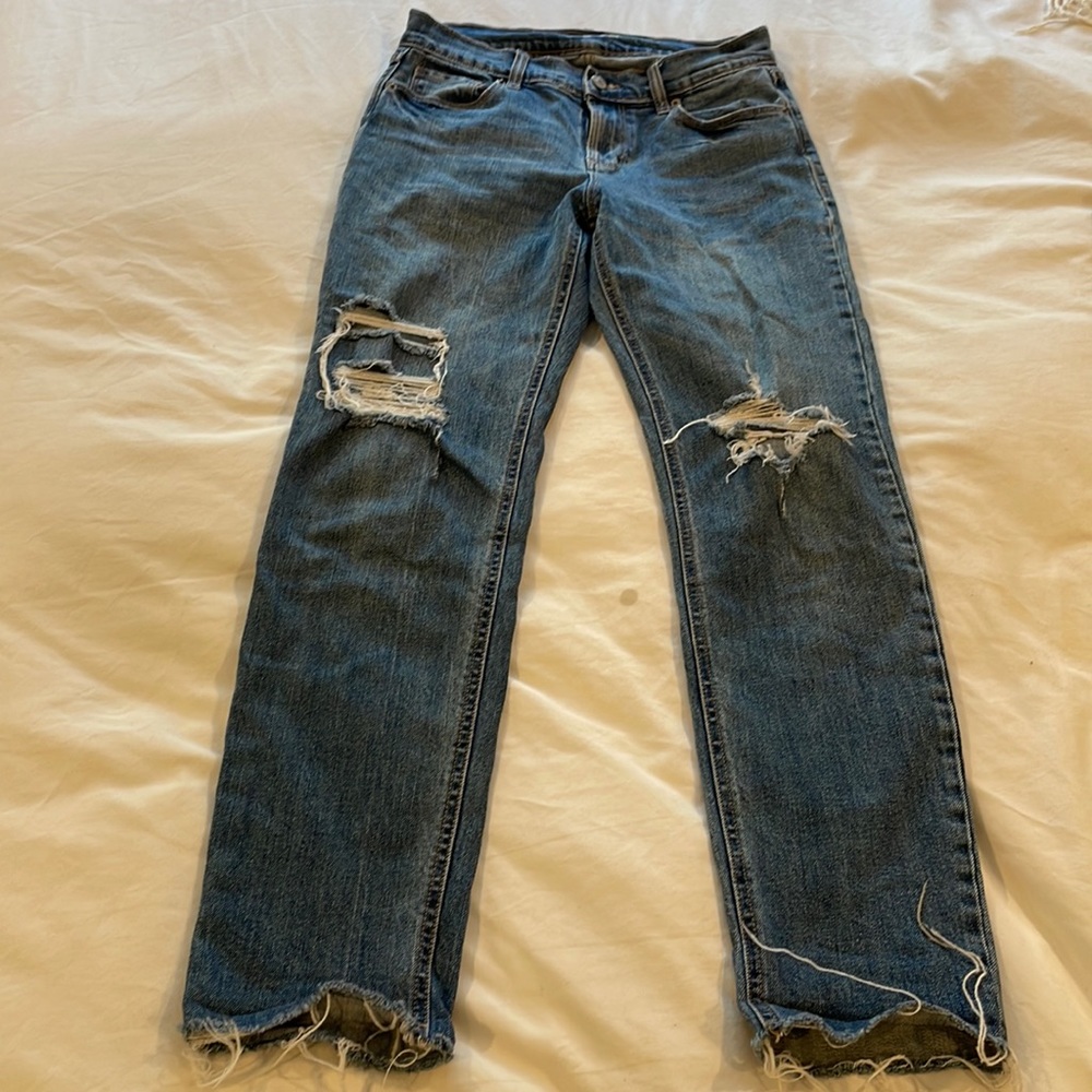 Mid-Rise Boyfriend Ripped Jeans. Women size 0